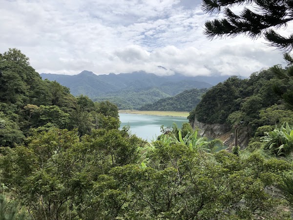 榮主灣