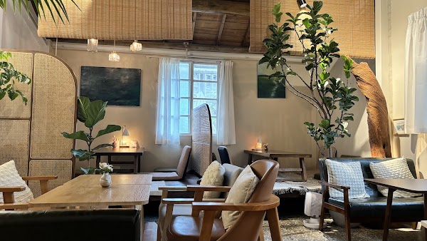 Orlax 花香氣-花藝餐廳/私廚早午餐/下午茶/花藝教學/咖啡廳