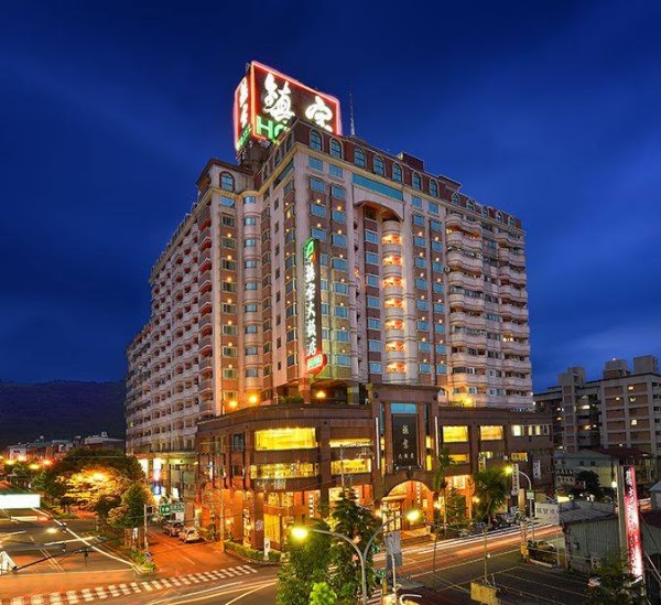 鎮寶大飯店