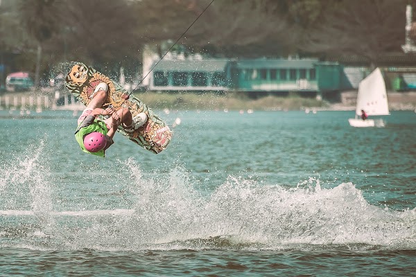 Lotus WakePark 蓮潭滑水主題樂園