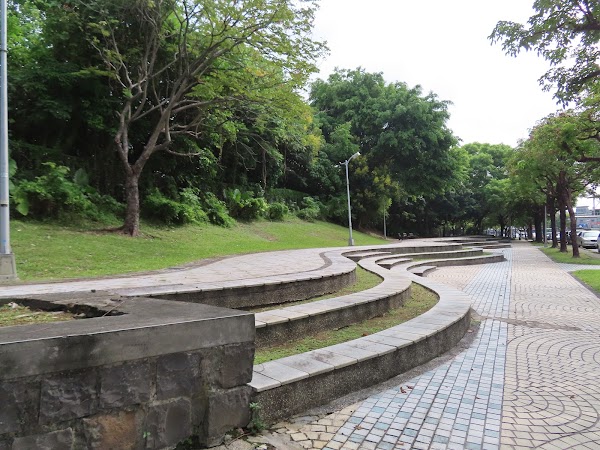 石潭公園